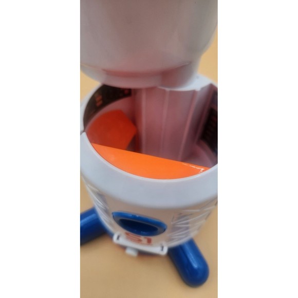 NASA TOY Astro Venture Space Toys; Shuttle And Space Station and Figures - Picture 5 of 6